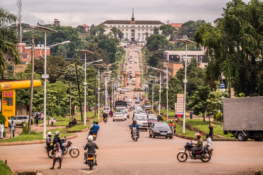 Réformer sans exclure : le pari risqué de l’Ouganda