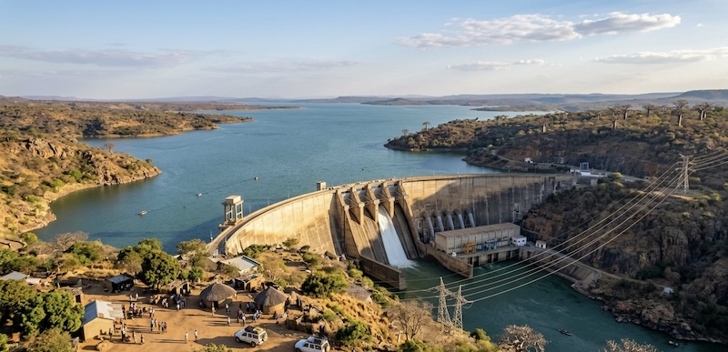 Énergie africaine : ni fossile ni verte — souveraine